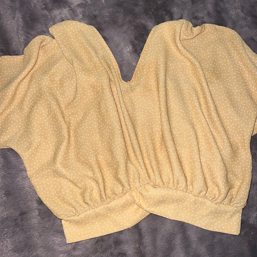 Charlotte Russe Cream Ruched Crop Blouse